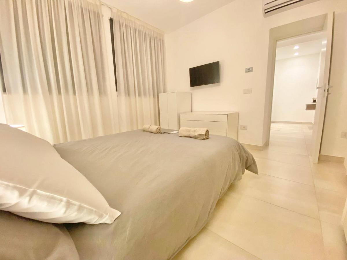 Elegance Duomo Apartment Milan Exterior photo